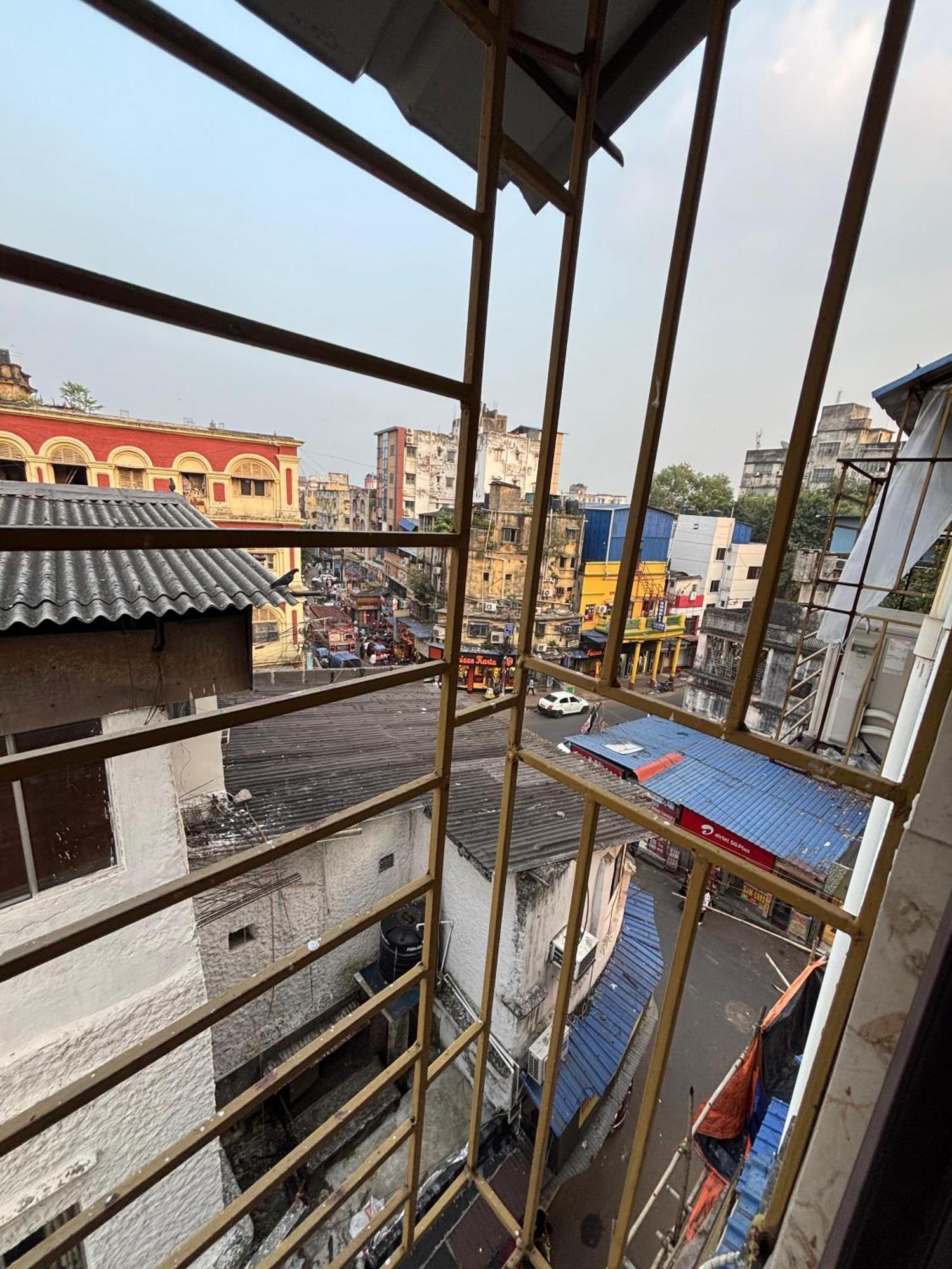 Hotel O Marquis Guest House Kolkata Bagian luar foto