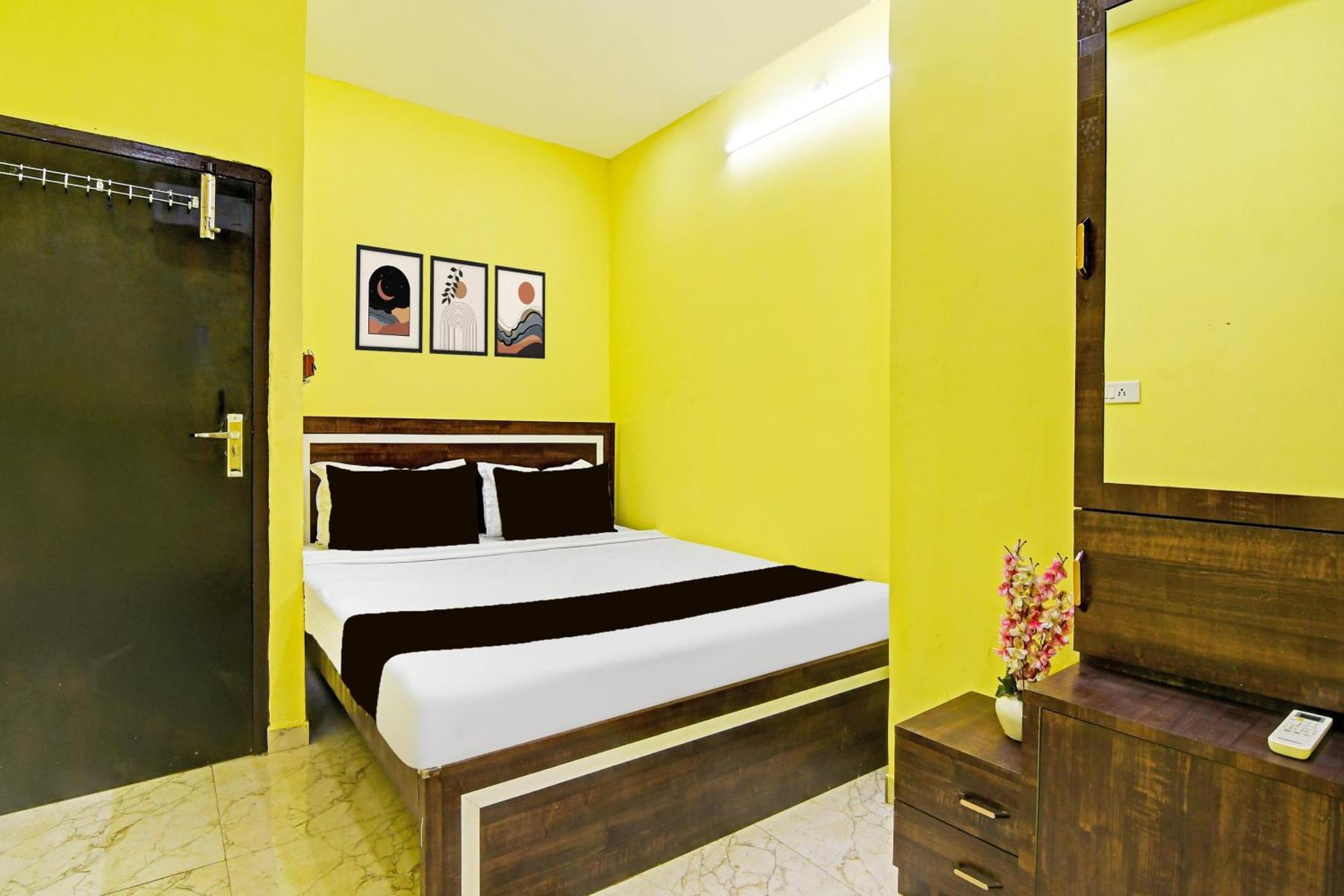 Hotel O Marquis Guest House Kolkata Bagian luar foto