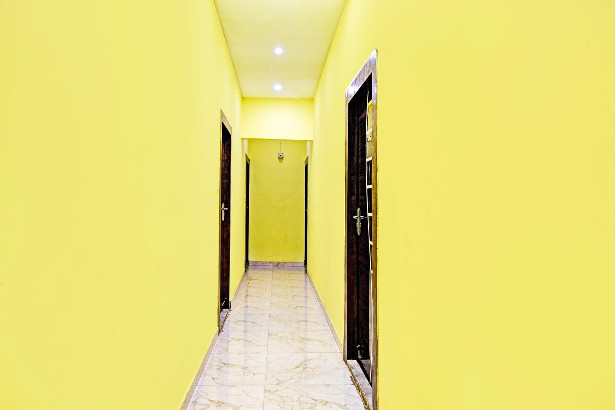 Hotel O Marquis Guest House Kolkata Bagian luar foto